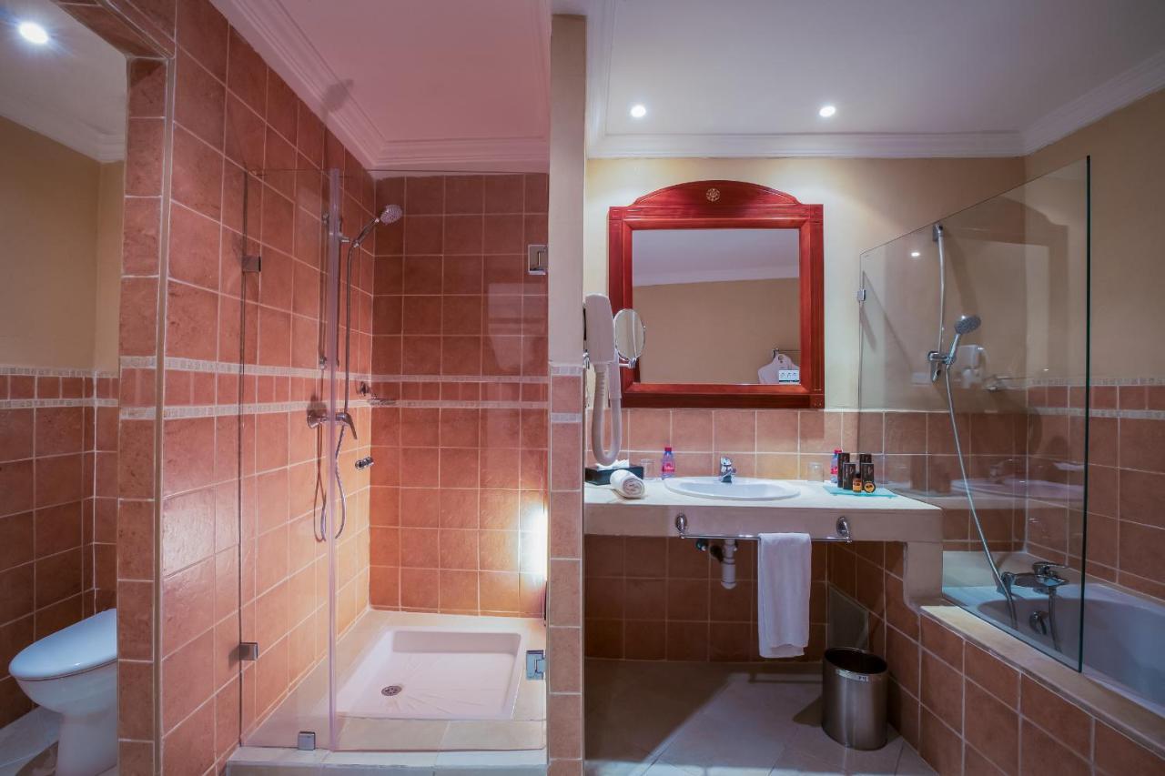 Grand Mogador Agdal & Spa Marrakesh Exterior photo A shower cubicle